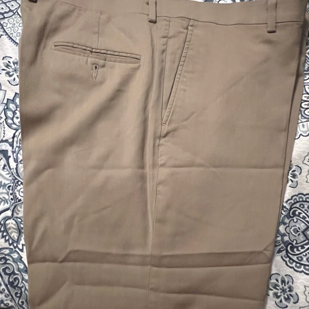 Men’s dress pants